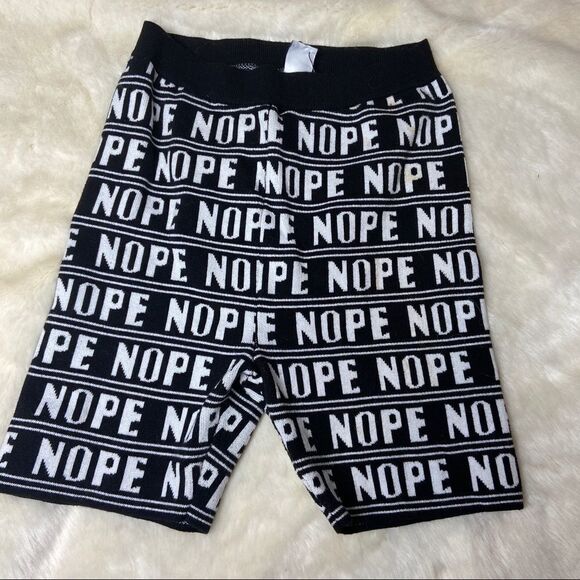 Urban Outfitters UO Nope shorts - Picture 1 of 6